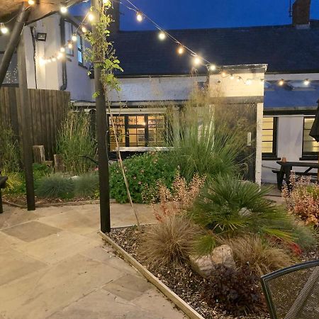 The White Hart Apartment Llantwit Major Exterior photo